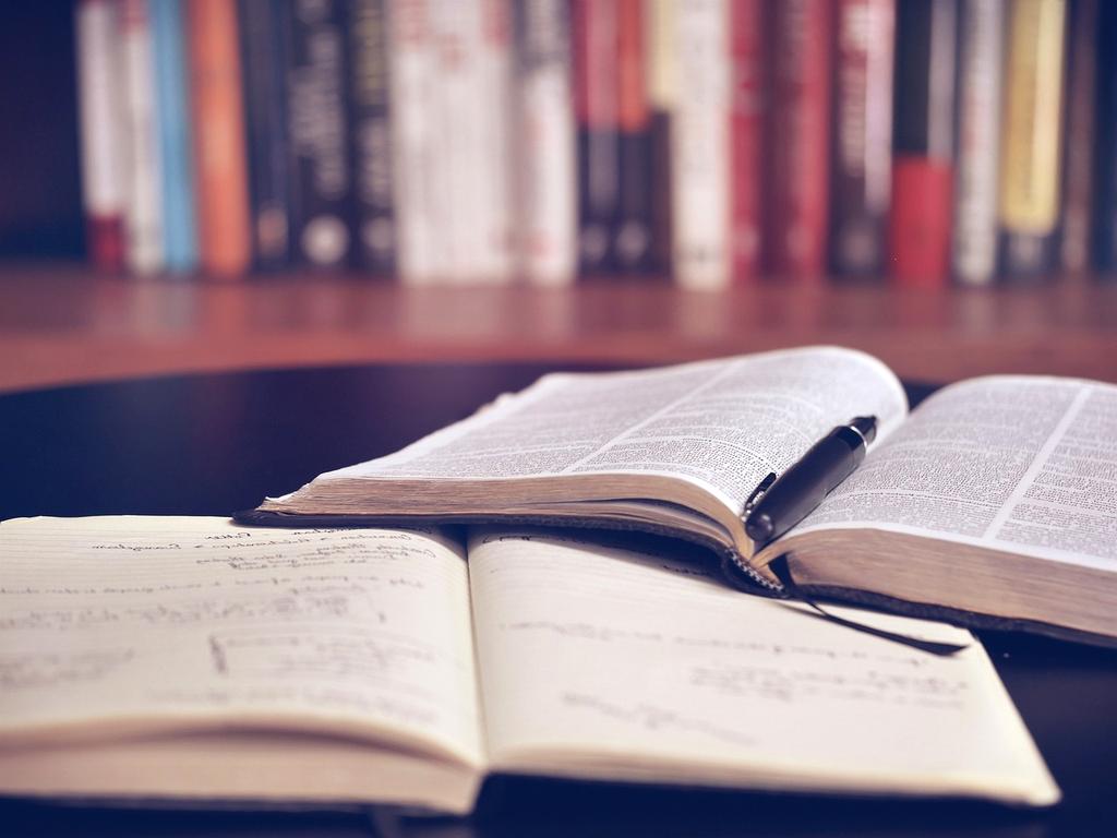 Collection of educational resources on healthy lifestyle